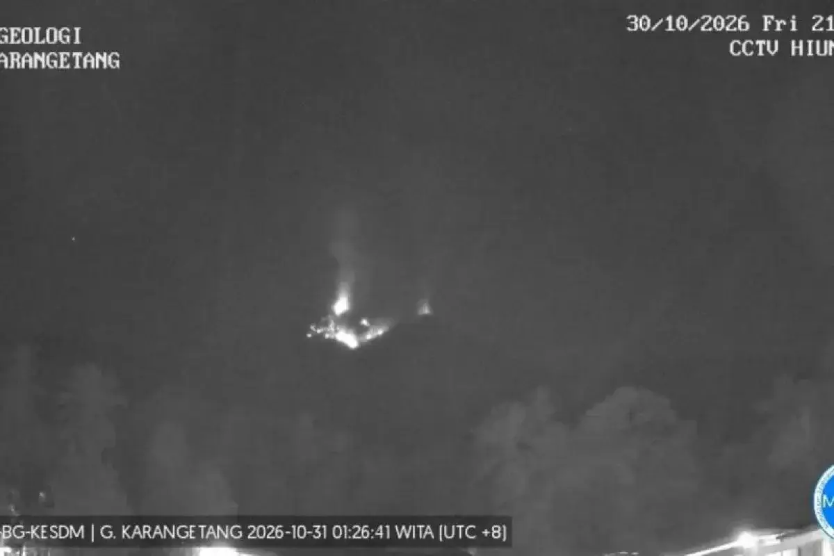 Guguran Lava Gunung Karangetang Mengarah ke Sejumlah Sungai | LPP RRI